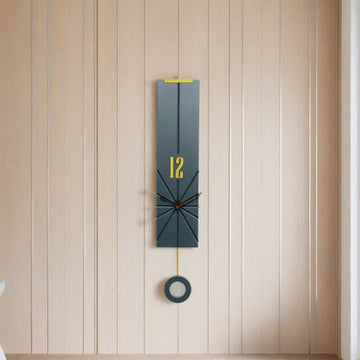 Nova wall clock