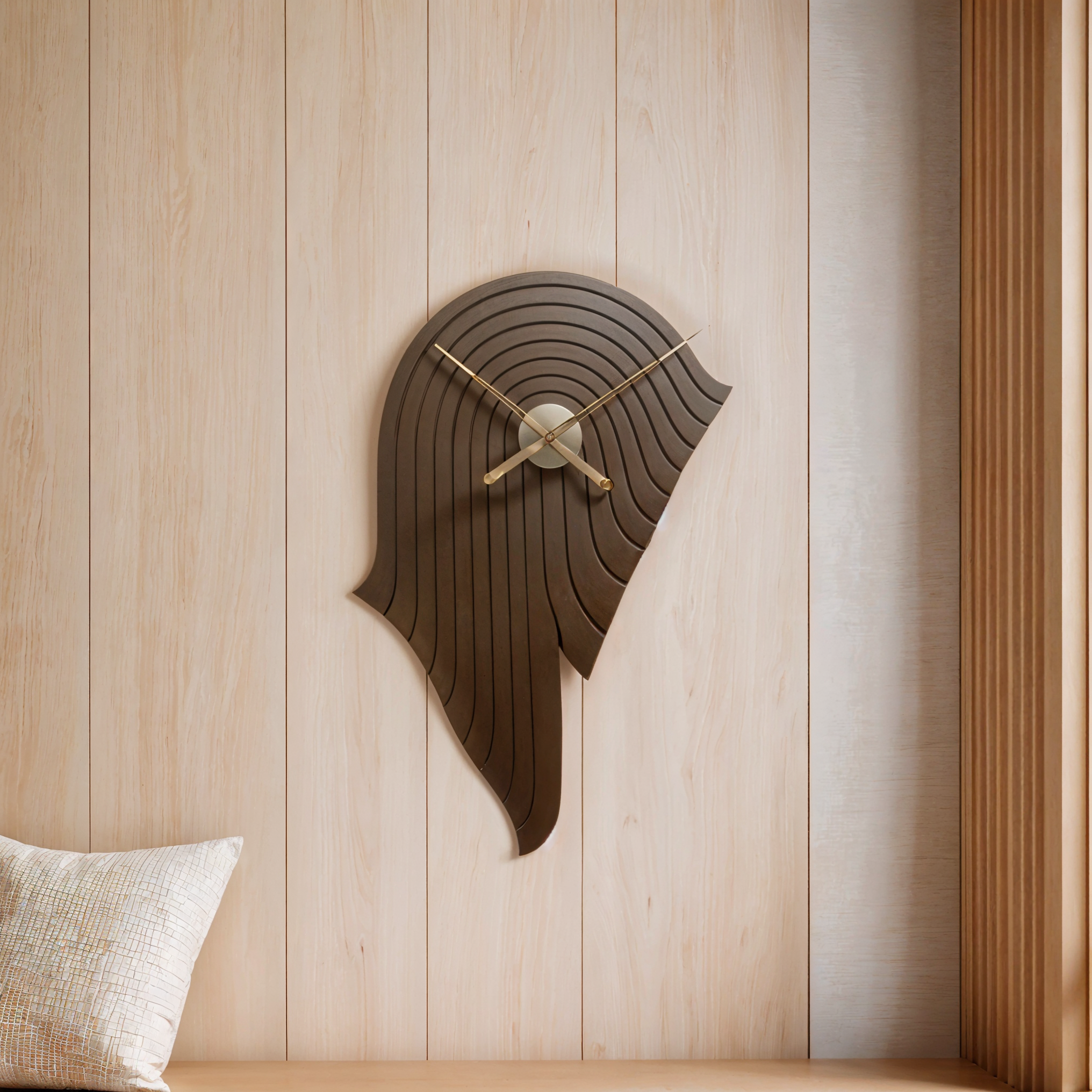 Hathi wall clock